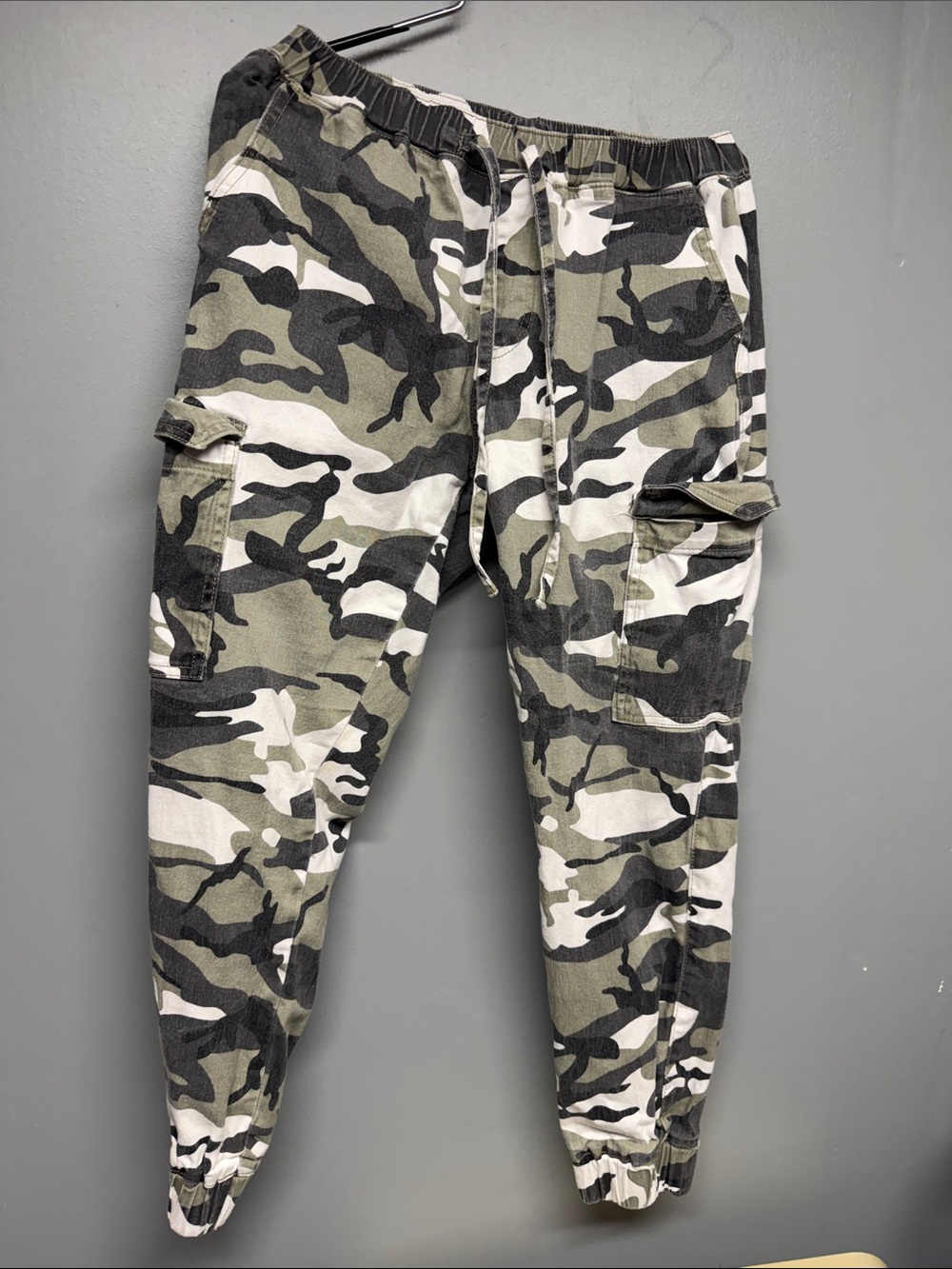 Almost Famous Green Camo Cargo Joggers